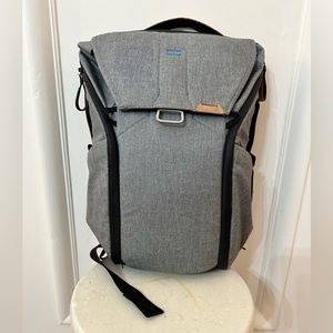 Peak design backpack 20L - LIKE NEW
